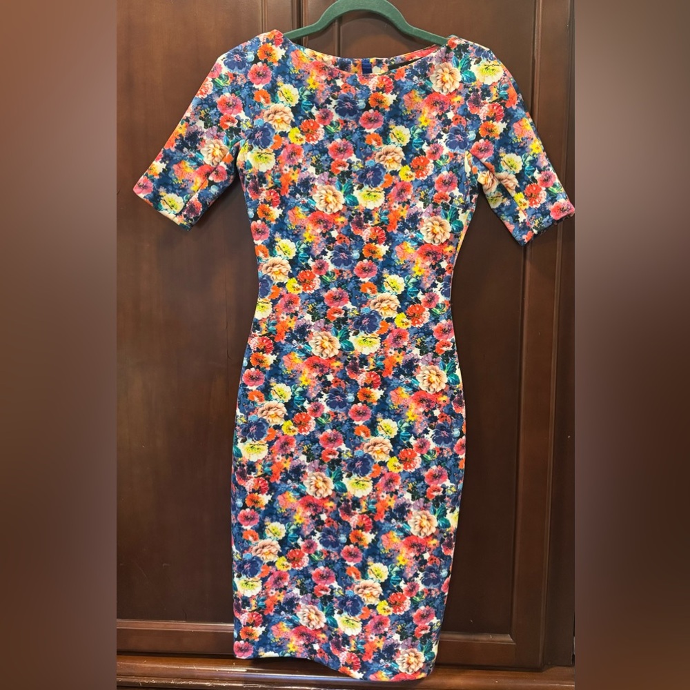 Stretchy scuba flower dress